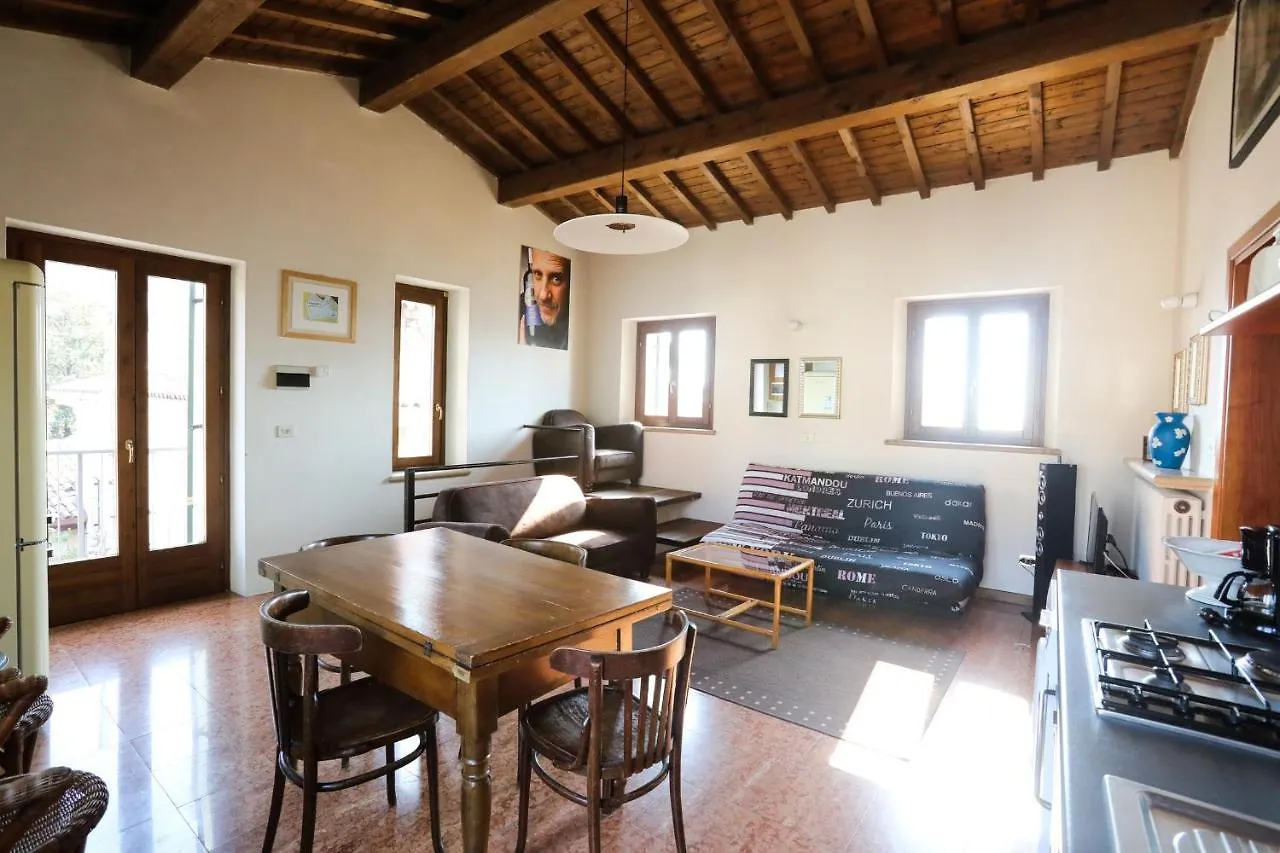 Welcome Traveller Merlo Nero Apartments Garda   Garda (Verona)