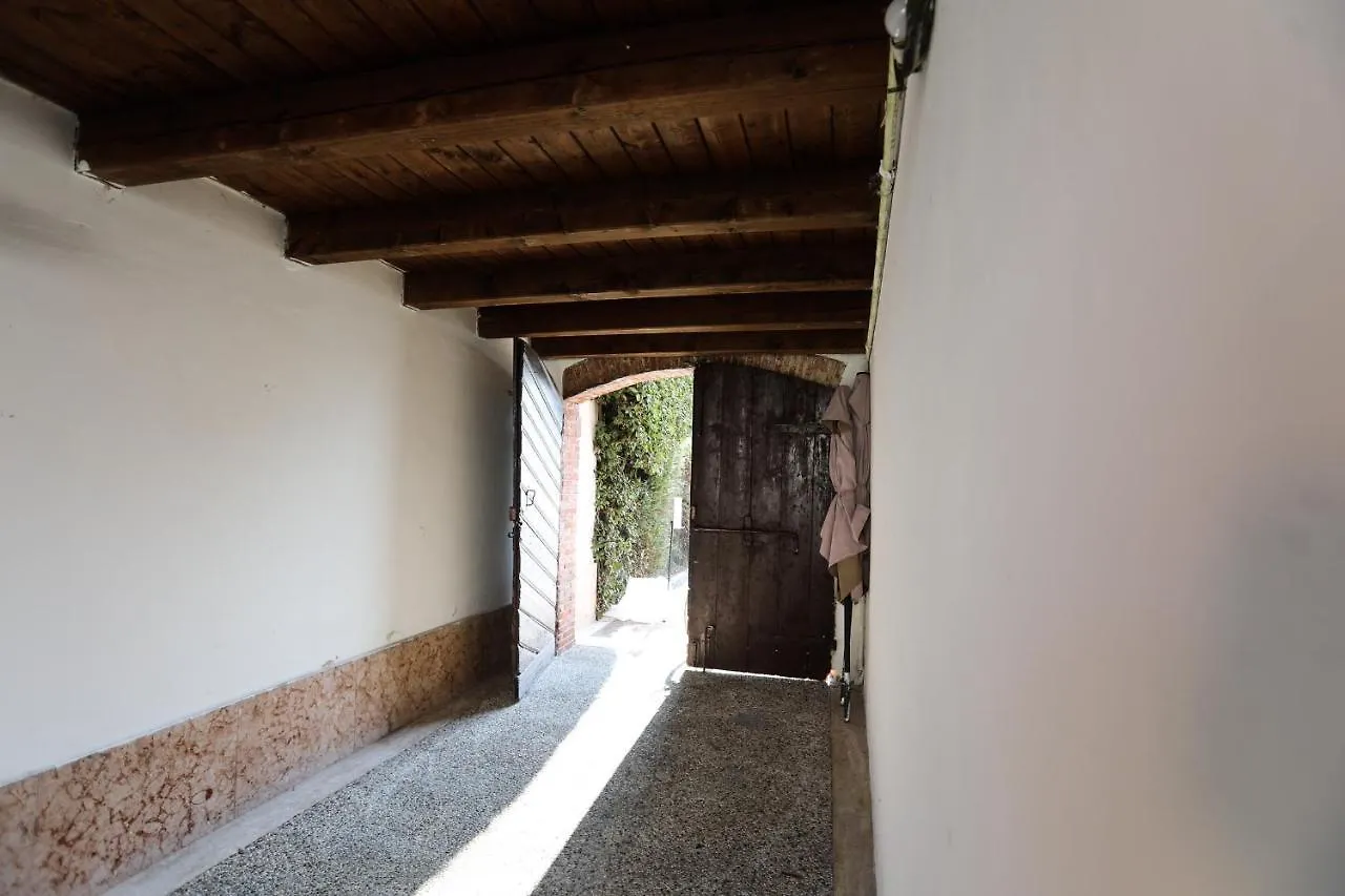 Welcome Traveller Merlo Nero Apartments Garda  Garda (Verona)